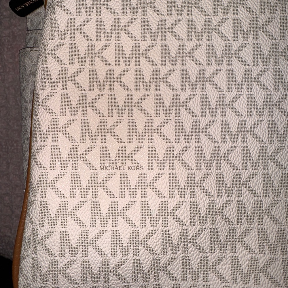 Michael Kors Large Abbey Backpack Vanilla/Acorn